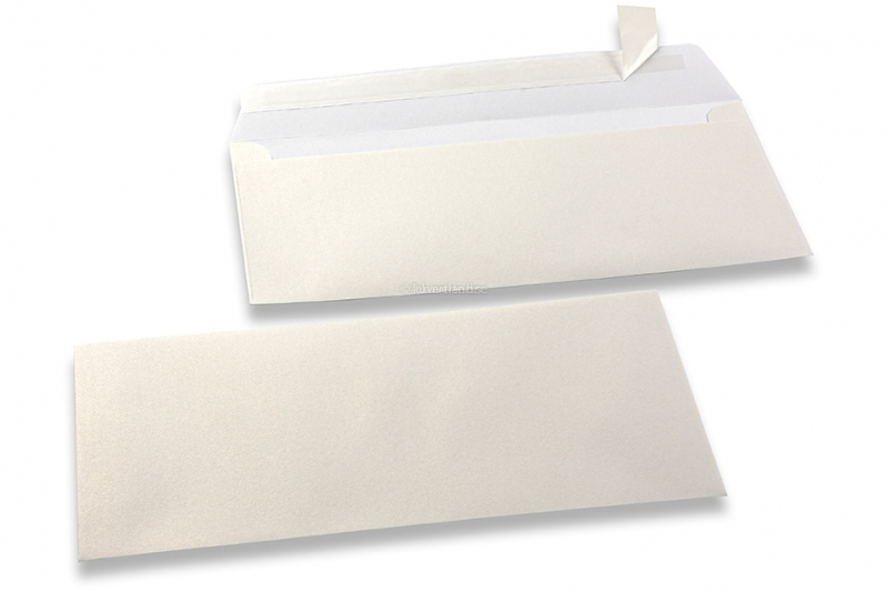 Vita färgade pärlemor kuvert - 110 x 220 mm