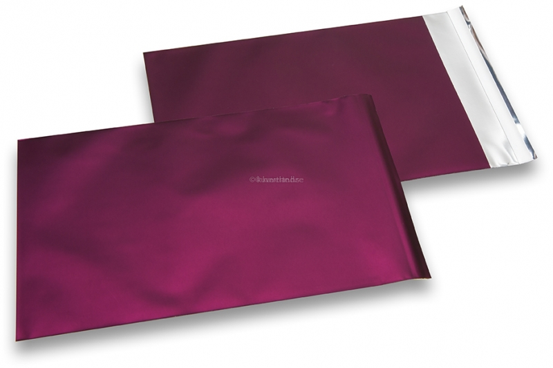 Vinröda färgade foliekuvert i matt metall - 180 x 250 mm