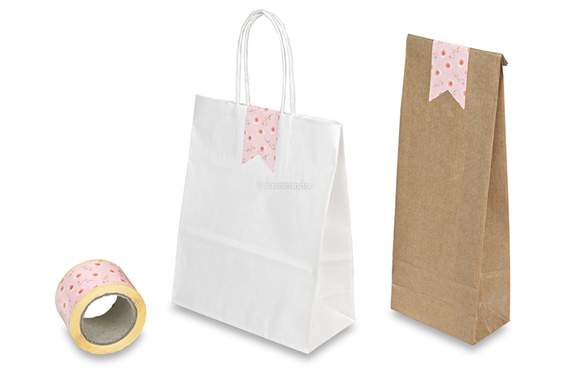 Klistermärken till presentförpackningar med mönster - blommor